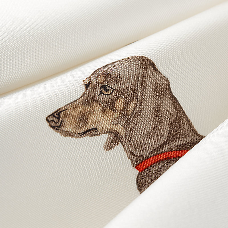 Lenço 45 Les Bassets - Preto | Hermès Brasil